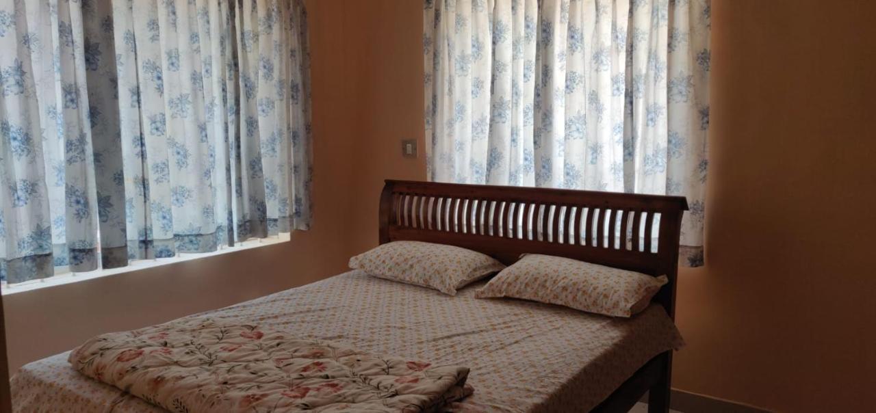 Giri'S Homestay Madikeri Ngoại thất bức ảnh